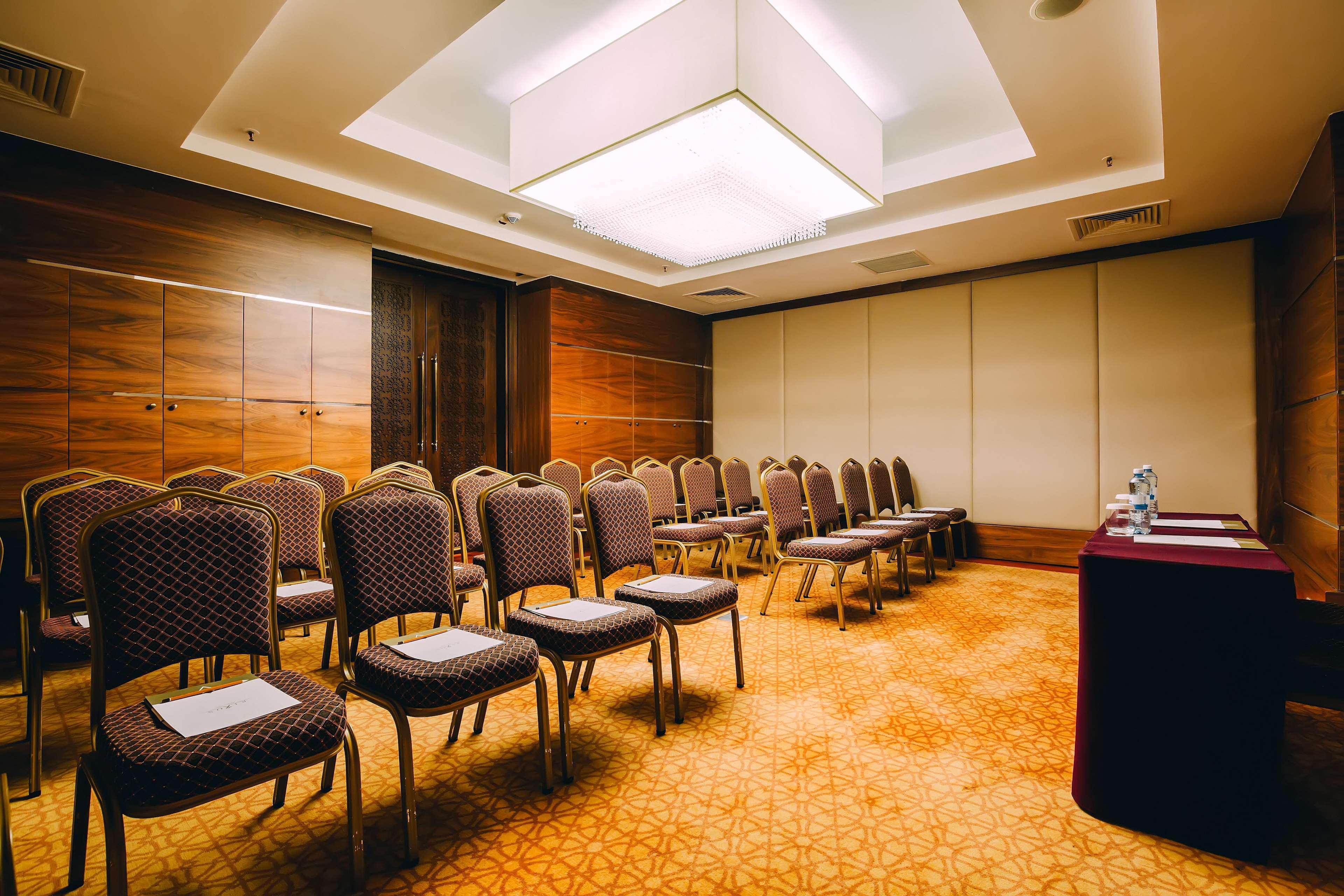 Rixos Borovoe Hotel Shchūchīnsk Exterior foto Meeting room